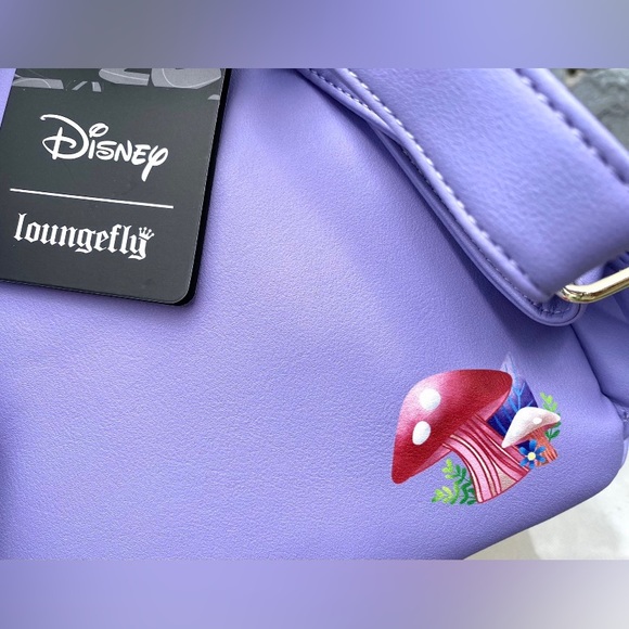 Alice In Wonderland🍄Backpack - Picture 5 of 10